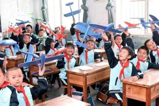 700余人待命、无人机巡查… 德阳电力全力以赴战低温保供电